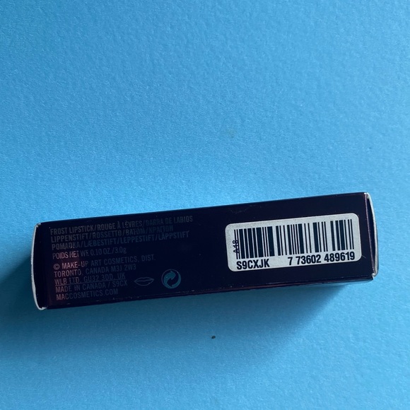 Mac X Aaliyah Lipstick in Street Thing - Picture 4 of 15